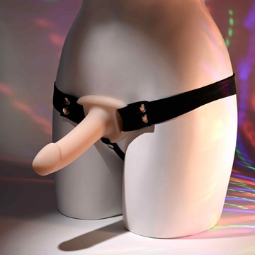 Our First Hollow Strap on - Light - Imagen 2